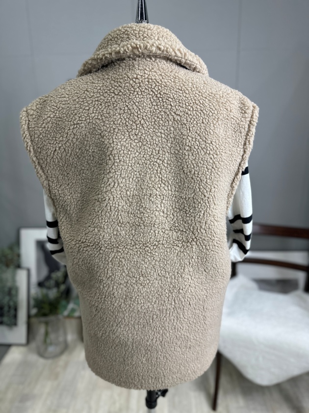 【ADAWAS】フェイクムートンジレ　ボアベスト　ベージュ　Free ADAWAS】フェイクムートンジレ ボアベスト ベージュ Free