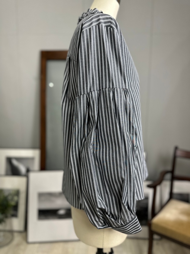 MARILYN MOON】マリリンムーン ネックフリルブラウス tuck frill