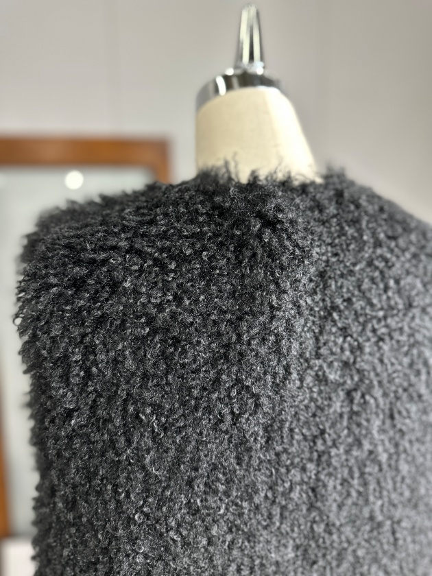 MICA&DEAL】マイカ＆ディール Vネックフェイクファーベスト | MANO