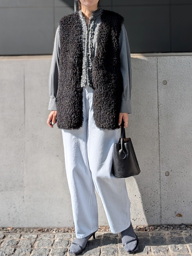 MICA&DEAL】マイカ＆ディール Vネックフェイクファーベスト | MANO