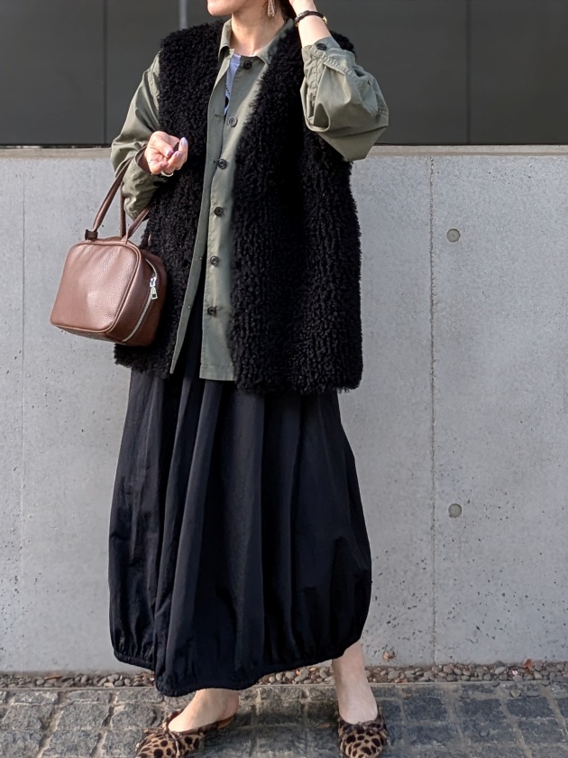 MICA&DEAL】マイカ＆ディール Vネックフェイクファーベスト | MANO