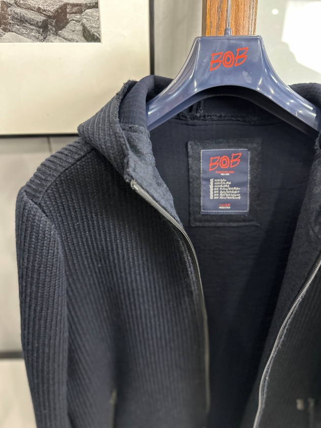 BOB屋 繊細な色彩、手刺繍が生み出す特別感🇮🇹秋冬を彩るジャケット