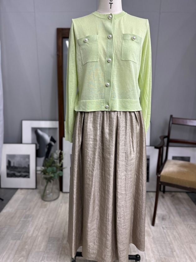 Torrazzo donna】トラッゾドンナ リネン混パールボタン