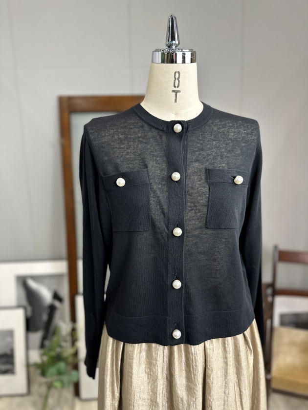 Torrazzo donna】トラッゾドンナ リネン混パールボタン