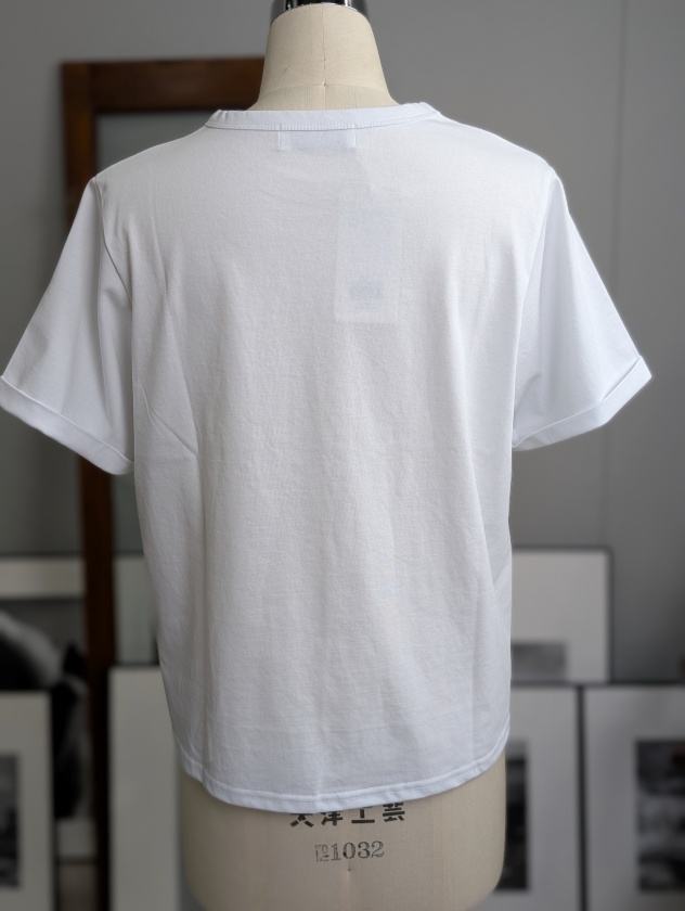 Marco&Louise】Mロゴブローチ風Tシャツ | MANO（マーノ）｜公式