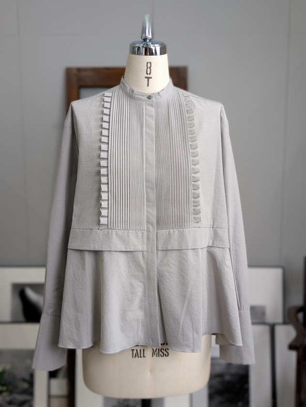 マリリンムーンタックフレアシャツ細ブルーストライプ✖️ホワイト地今季SS MARILYN MOON】マリリンムーン タックフリルフレアシャツ tuck frill