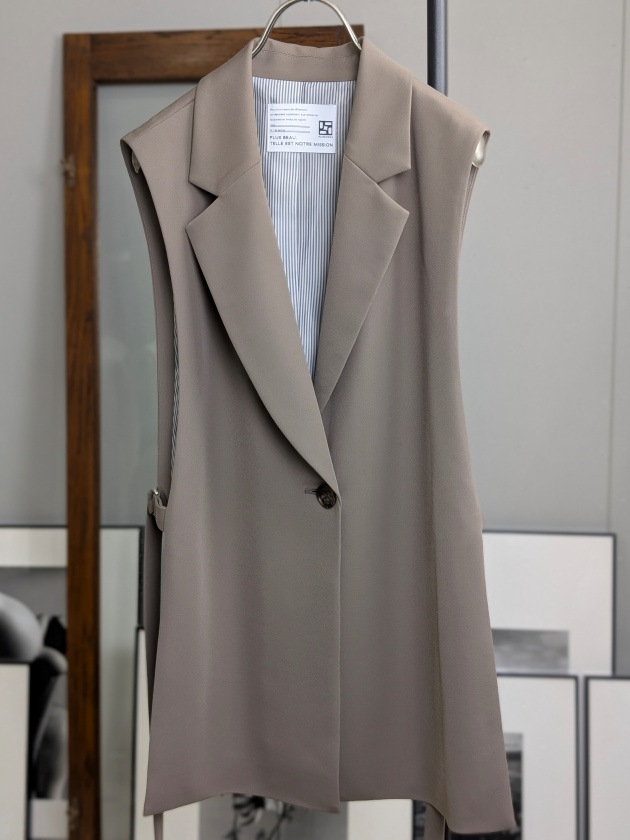 passione】パシオーネ テーラードカラージレ | MANO（マーノ）｜公式