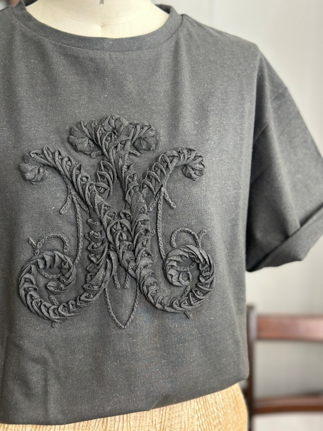 Masaco Teranishi】HEMP LOGO TEE 立体刺繍Tシャツ（ヘンプコットン