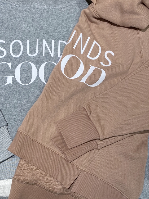 M&L】WEB限定・ラグランフードパーカー SOUNDS GOOD | MANO