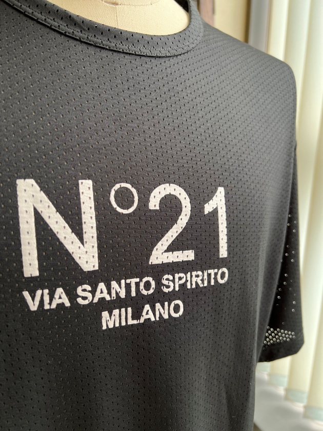 N°21Numero ventuno】ヌメロヴェントゥーノ メッシュT-shirt | MANO